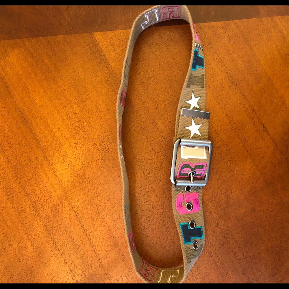 “It Girl” canvas belt ($5 or 2 items for $9)